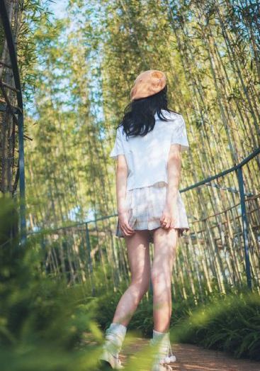 丰满少妇被啪啪到高潮