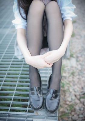 电车魔女1