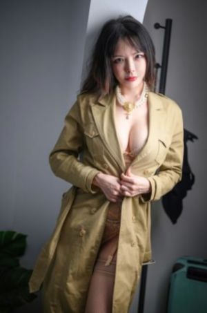 全知干预视角